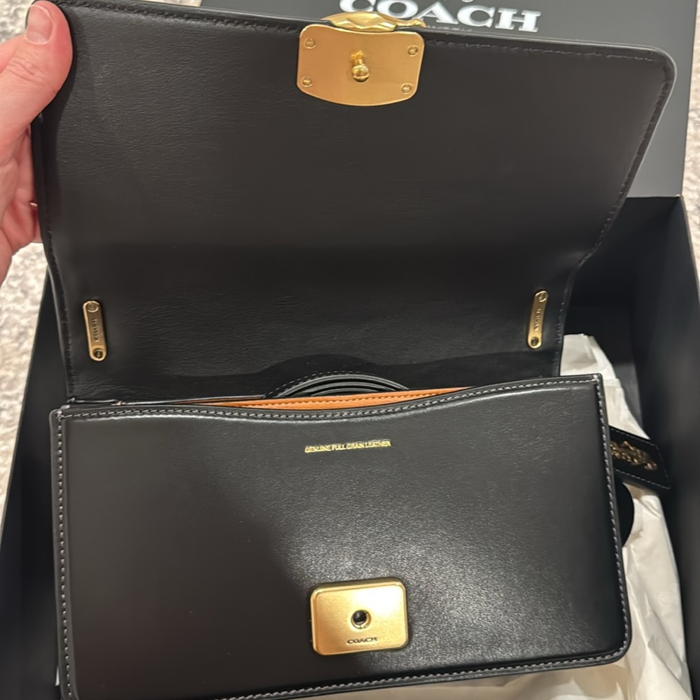 COACH
Bandit Leather Shoulder Bag - Picture 13 of 16